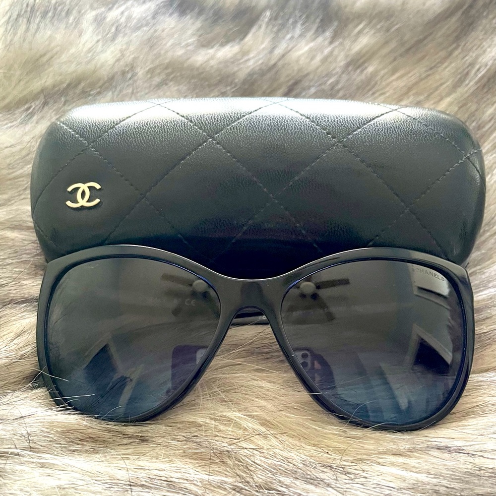 Chanel Blue Cat Eye leather bow sunglasses - 5281-Q
